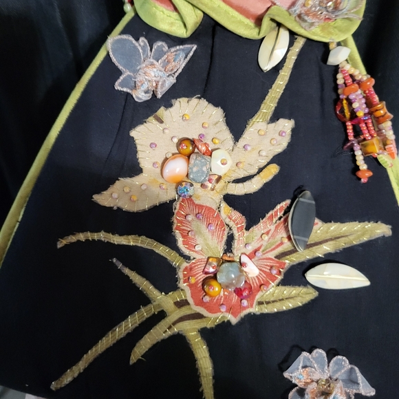 MARY FRANCES EMBROIDERED HAND BEADED DENIM RARE SHOULDER BAG - Picture 2 of 9